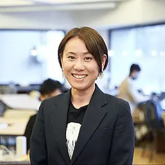 山本 景子